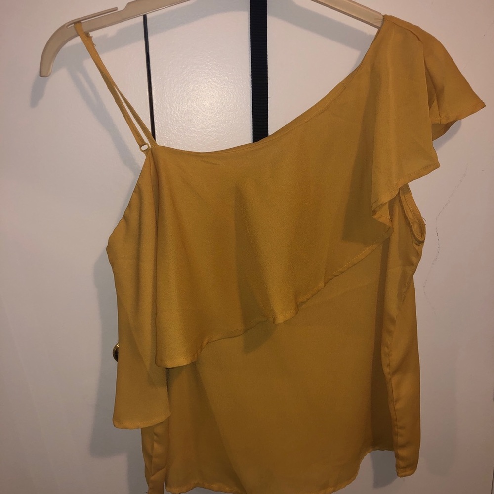 💚SheIN Ruffle One Shoulder Top Size Large - Picture 2 of 3